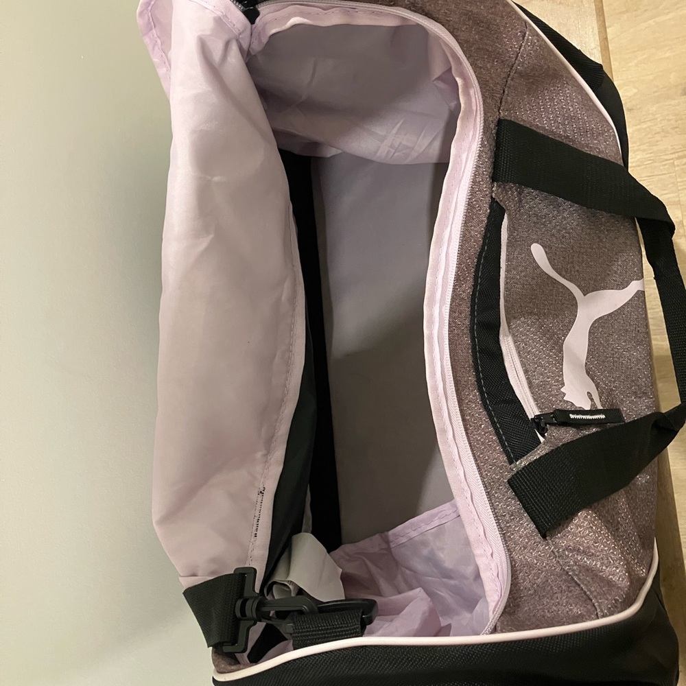 Puma Evercat Black and Pink Duffel Bag - Picture 4 of 5
